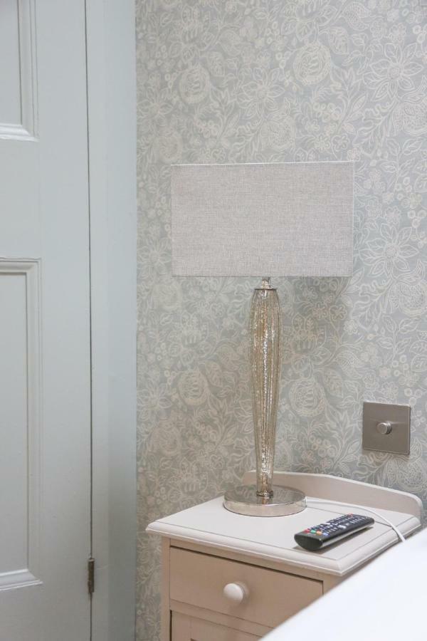 Barley - Cosy Stylish Apartment - Easy Access To Bath And Many Nearby Attractions Box  Екстер'єр фото